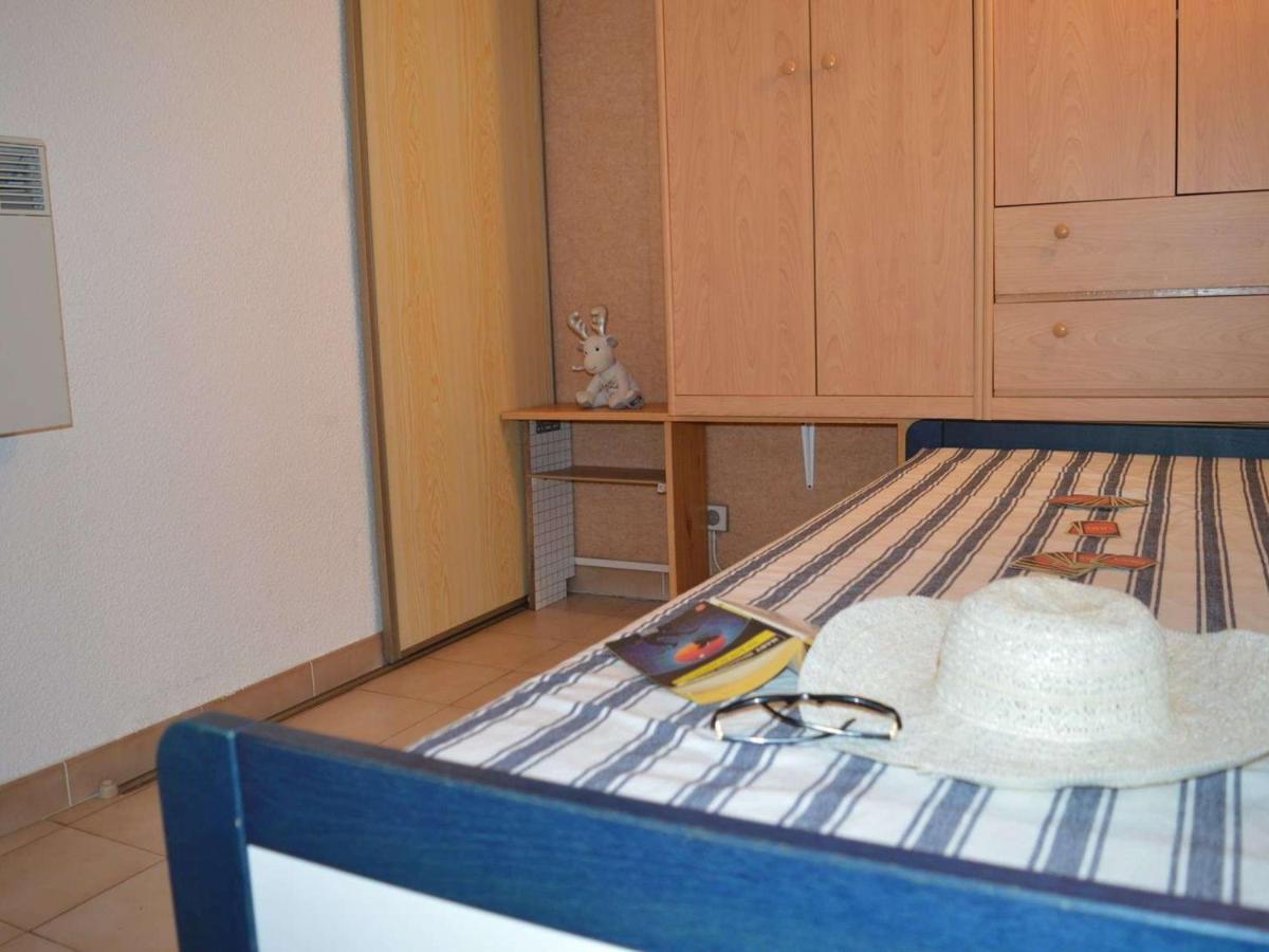 Studio Cabine A St-Raphael Avec Terrasse Et Parking, A 100M De La Plage - Fr-1-226A-23 Saint-Raphaël Exterior foto